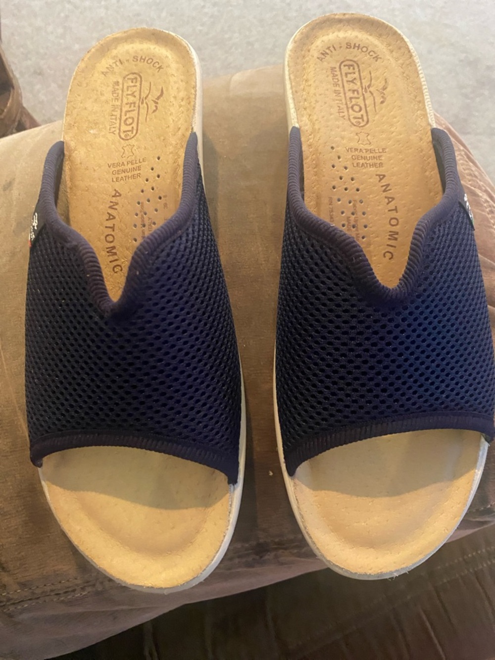 Fly float navy slide